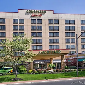 Courtyard By Marriott Meadowlands Hotel